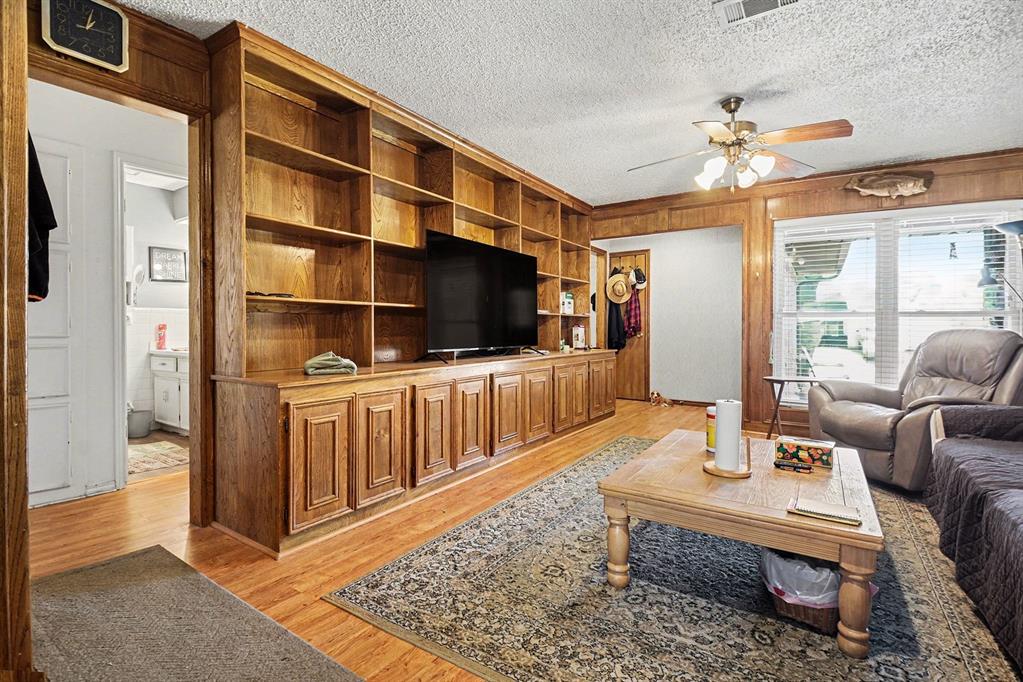 13057 Glenside Drive