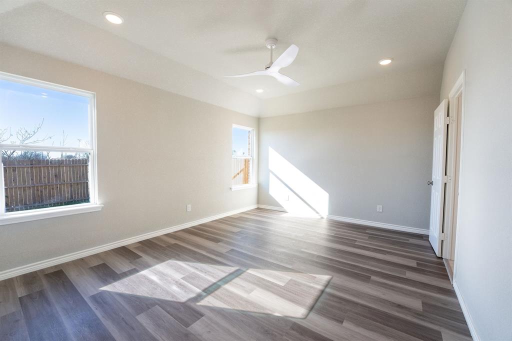 The Seasons - Residential