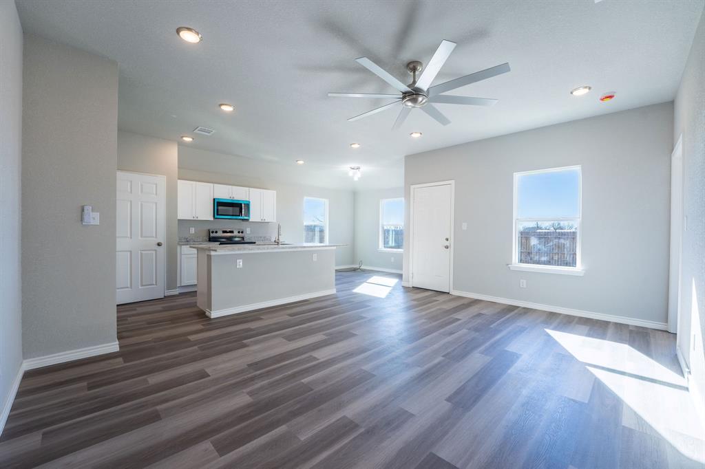 The Seasons - Residential