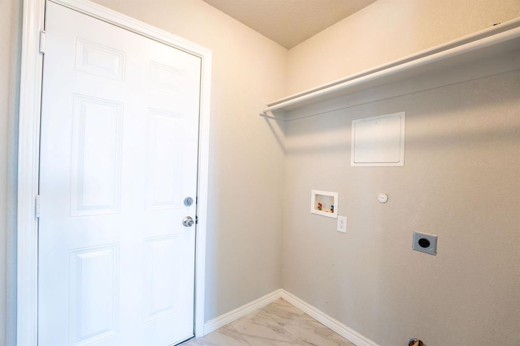 The Seasons - Residential