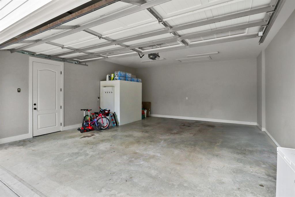 Lake Jackson - Residential