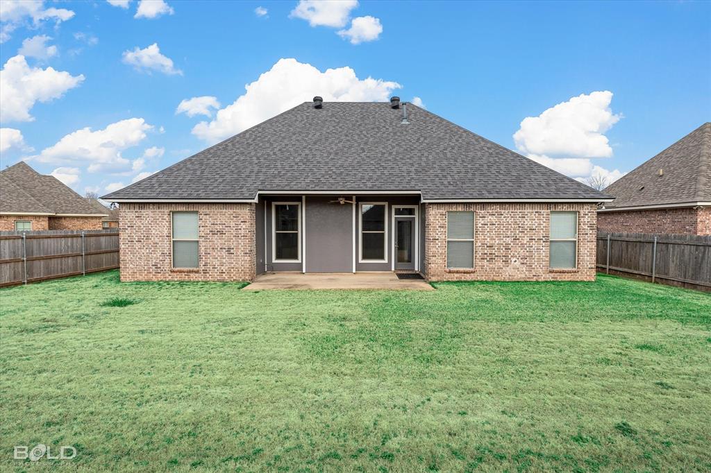 Bossier City, Louisiana 71111, United States, 4 Bedrooms Bedrooms, ,3 BathroomsBathrooms,Residential,Contingent,23969