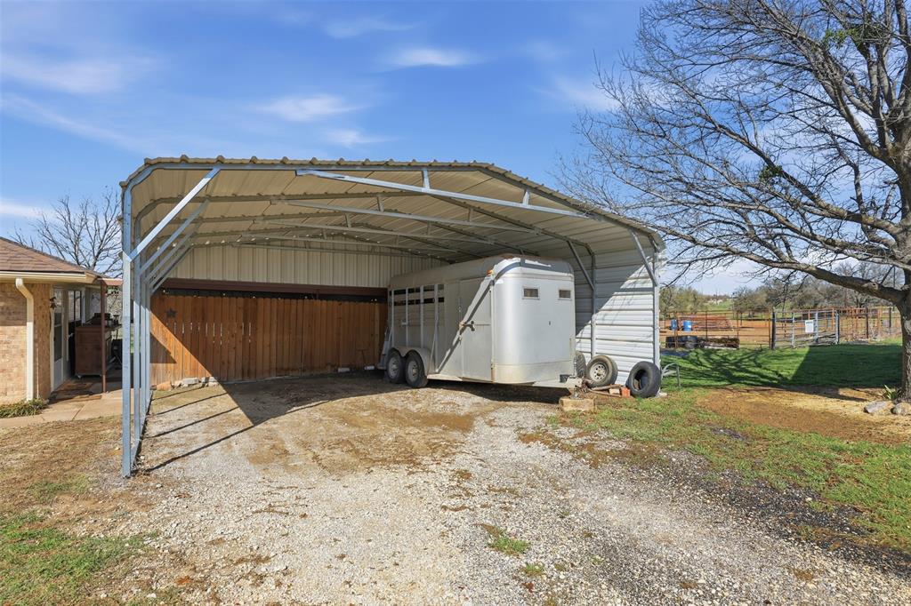 Happy Valley - Farm