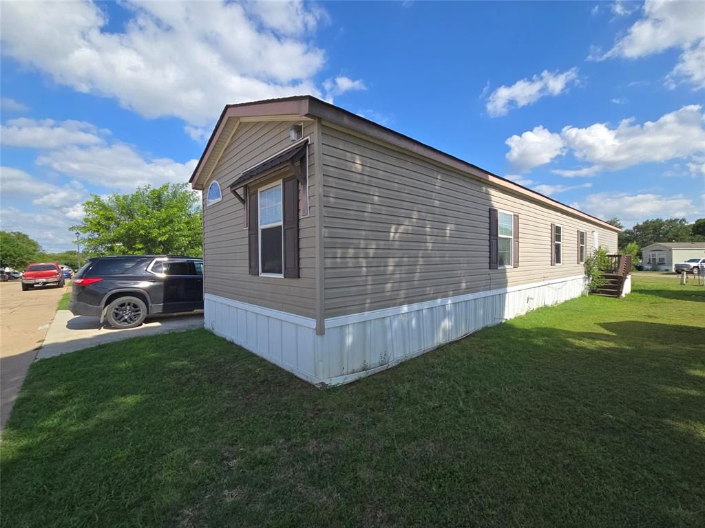 Photo of 3012 Angelica Street #848, Fort Worth, TX 76244 (MLS # 21268981)