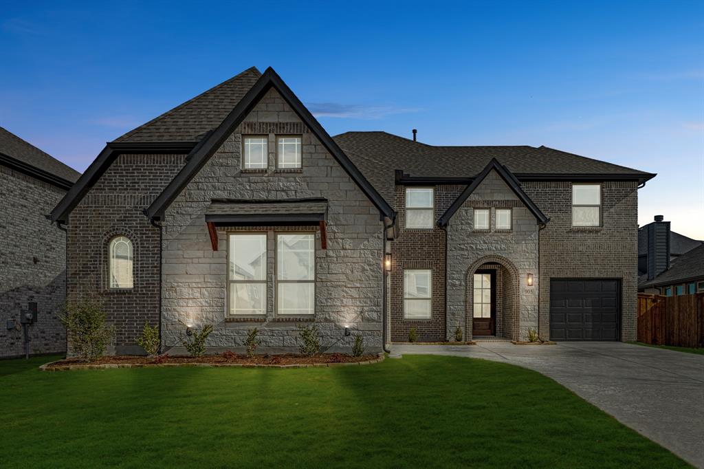 905 Lathrop Drive