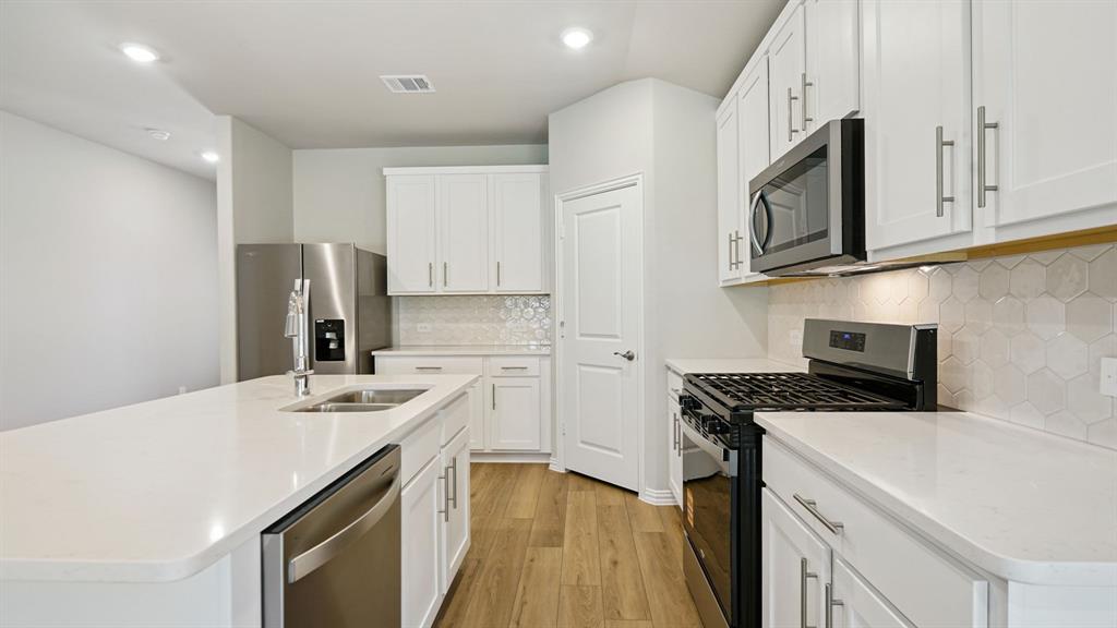 1162 Wolfsbane Drive