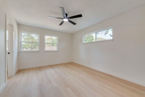 Tiny photo for 804 Brook Valley Lane, Dallas, TX 75232 (MLS # 21395167)