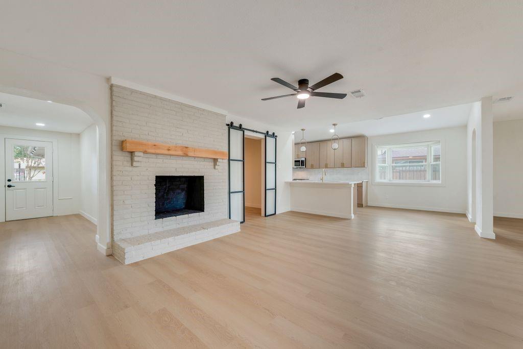 804 Brook Valley Lane