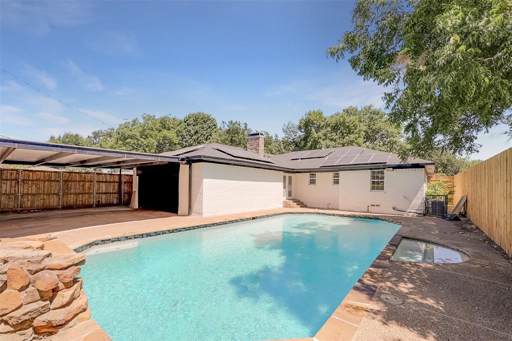 5610 Enchanted Lane