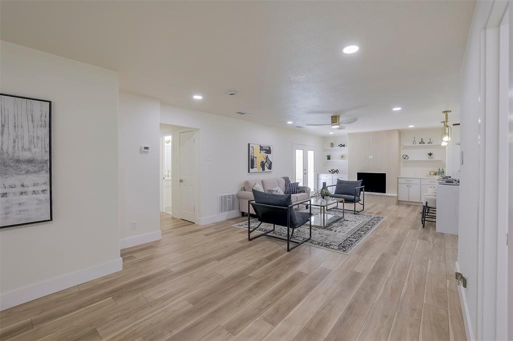 5610 Enchanted Lane