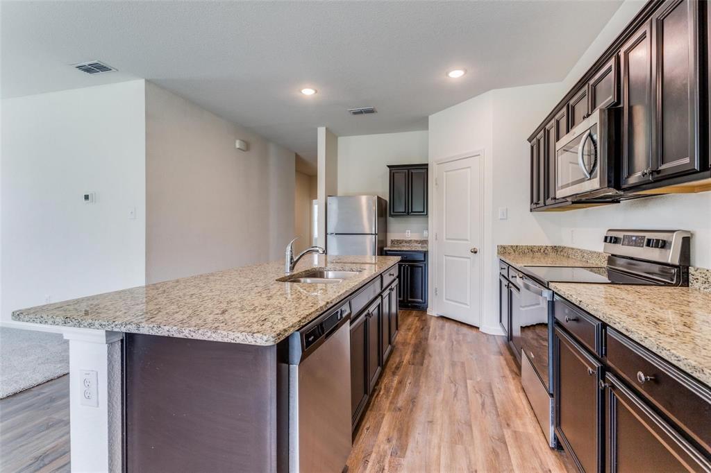 Pecan Grove Ph IV - Residential Lease