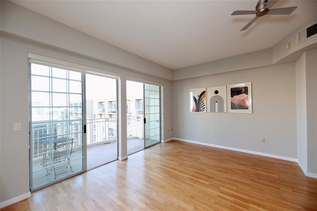 3225 Turtle Creek Boulevard 1637