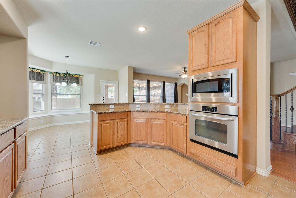 Oak Meadows Arlington - Residential