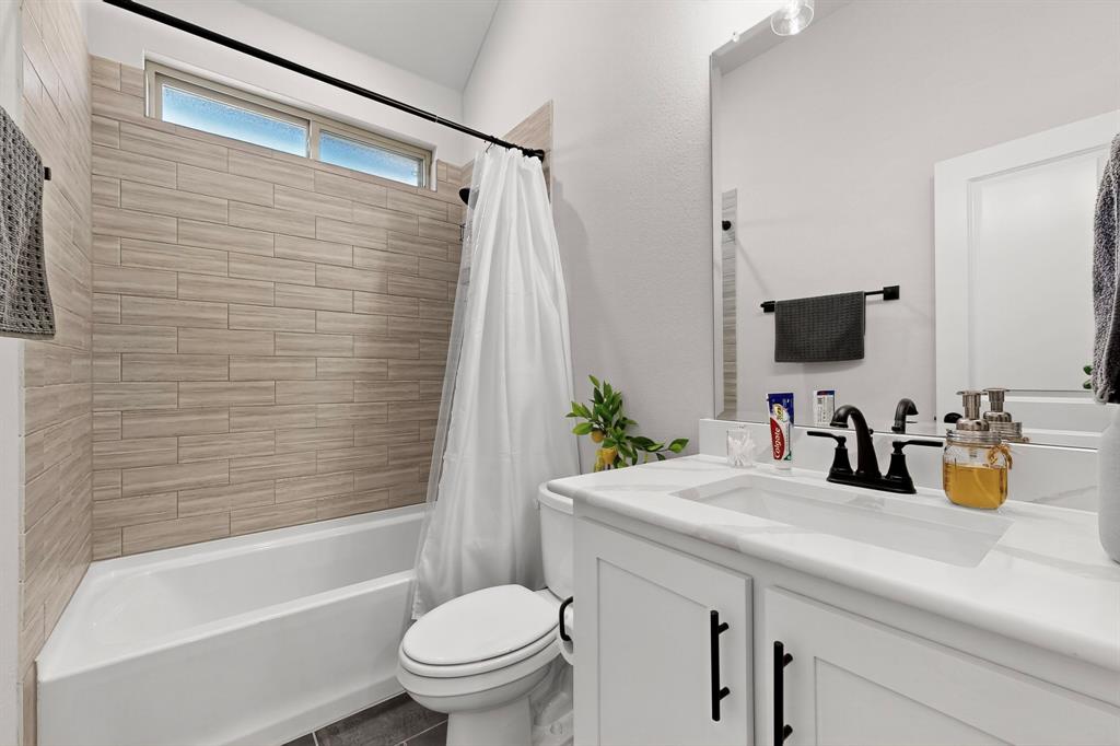 Devonshire Village 14 - Residential