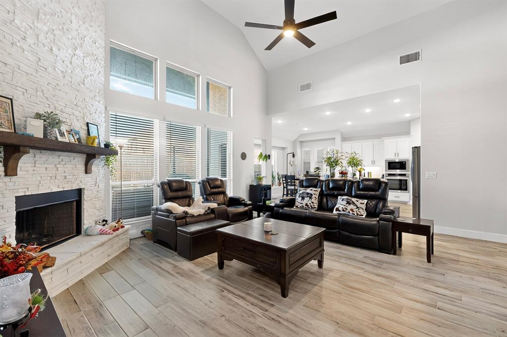 Devonshire Village 14 - Residential