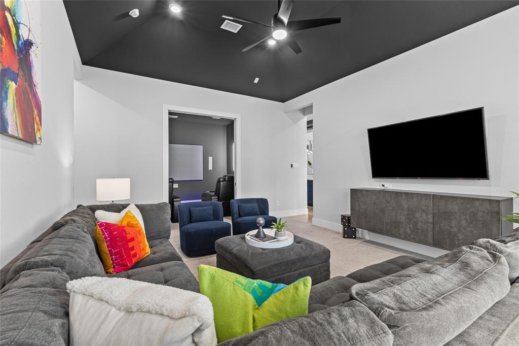 Creek Meadows West - Residential