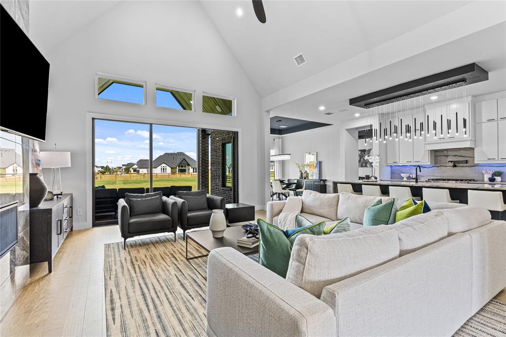 Creek Meadows West - Residential