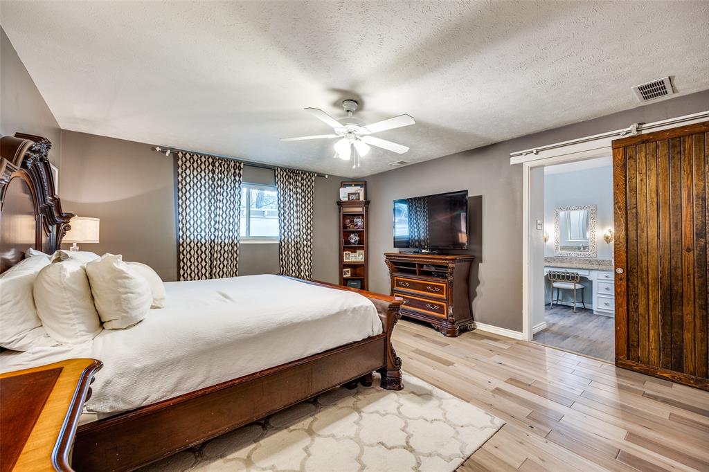 Lovers Lane East - Residential Lease