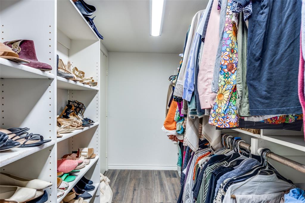 Lovers Lane East - Residential Lease