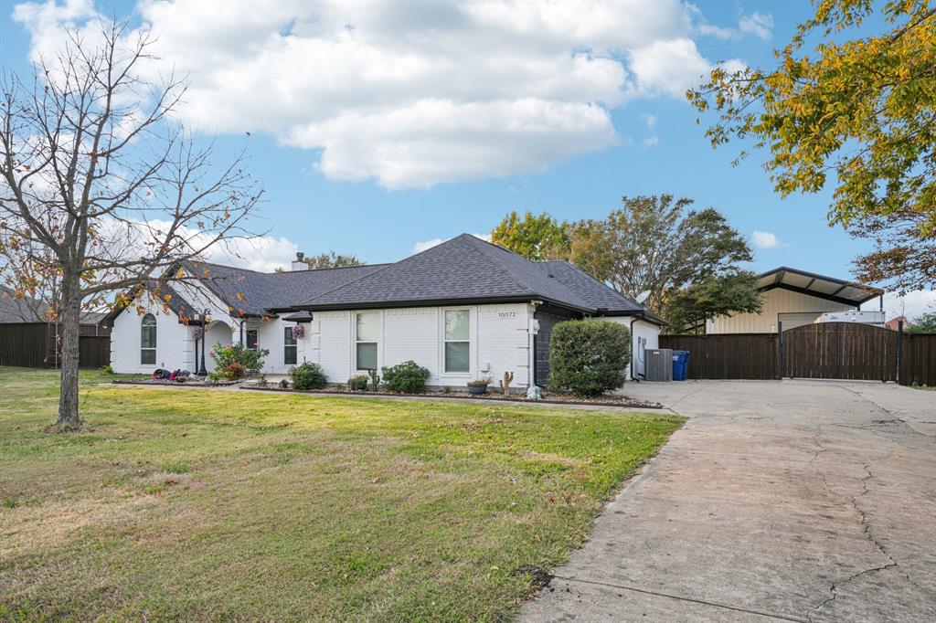 Photo of 10072 Manor Way, Forney, TX 75126 (MLS # 21374240)