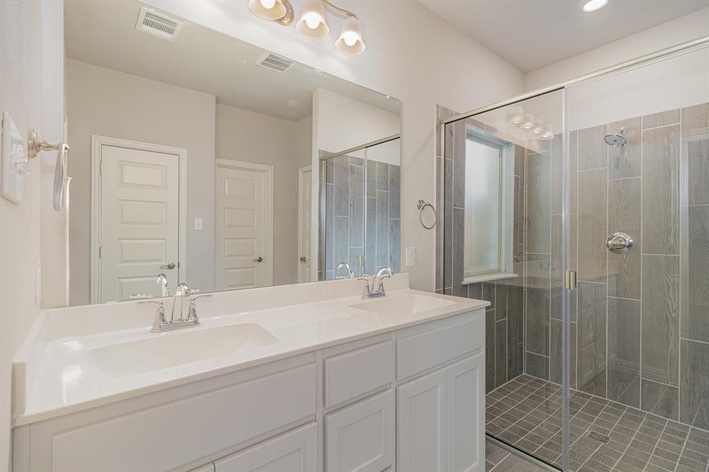 COURTS OF BONNIE BRAE - Residential