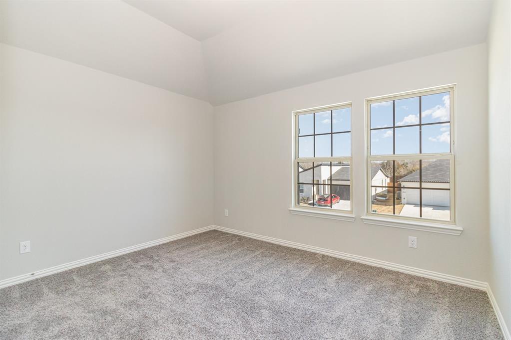 COURTS OF BONNIE BRAE - Residential