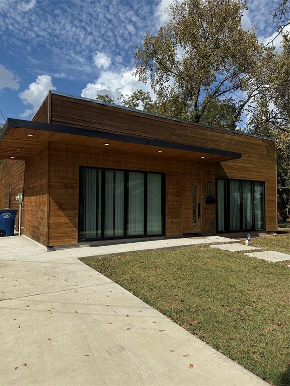 Fj Tholls Sub - Residential