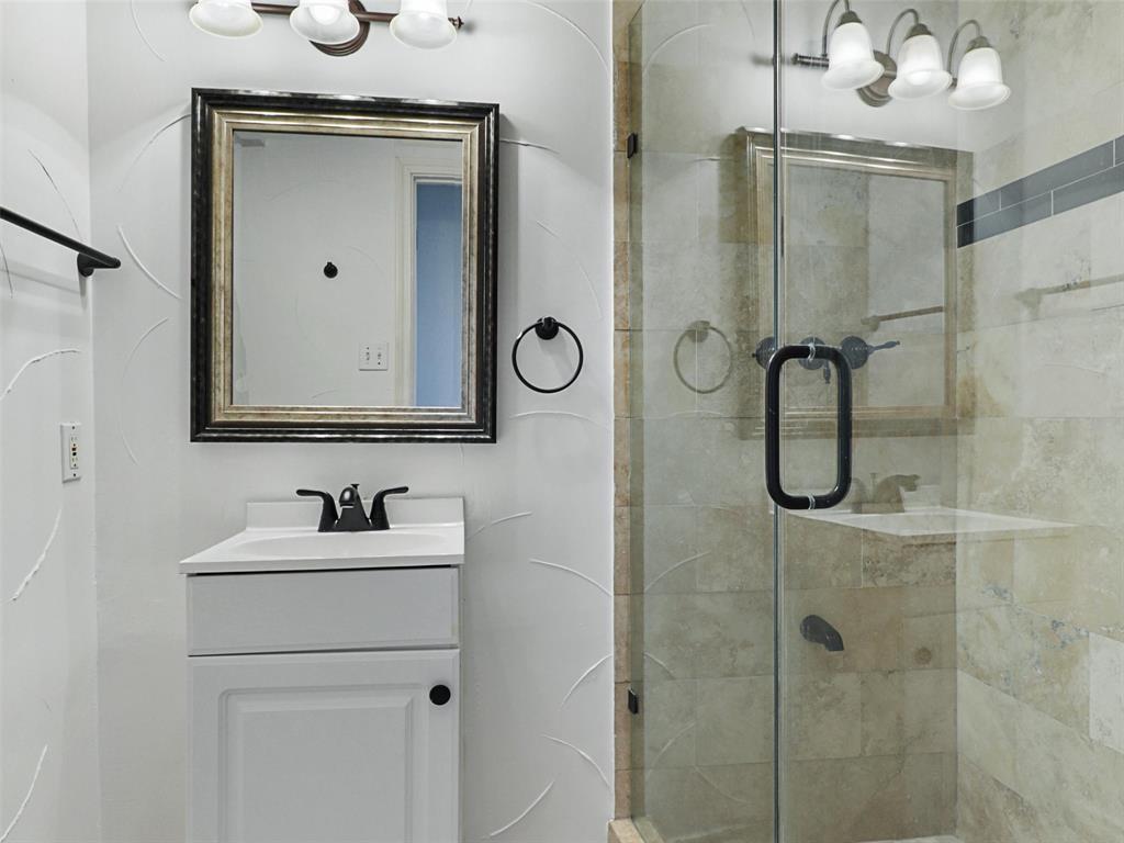 Colleyville, Texas 76034, United States, 4 Bedrooms Bedrooms, ,3 BathroomsBathrooms,Residential,Active,17048