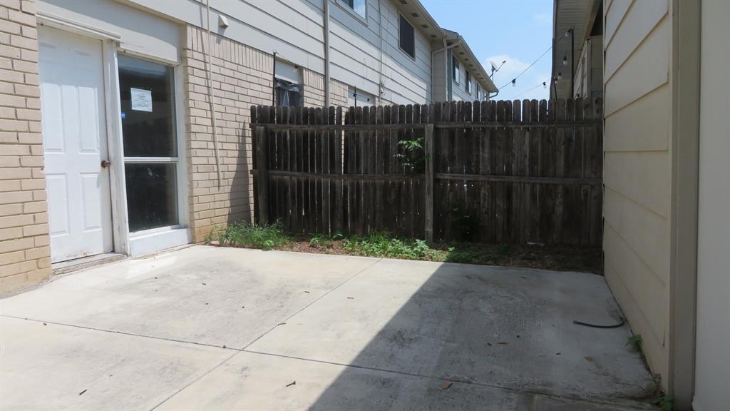 Mountain Creek Twnhs - Residential