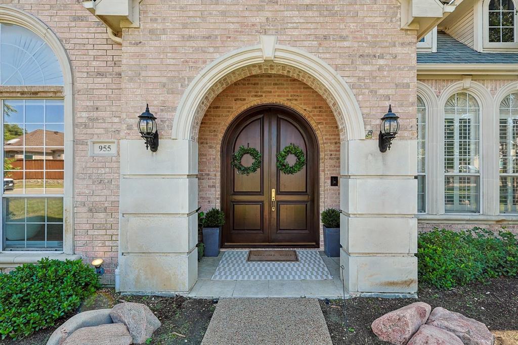 955 Condor Drive
