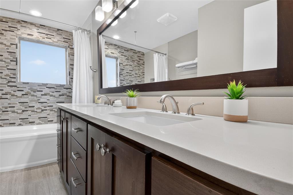 Merriman Manor - Residential