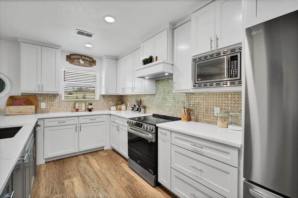 Clearview Est#1 - Residential