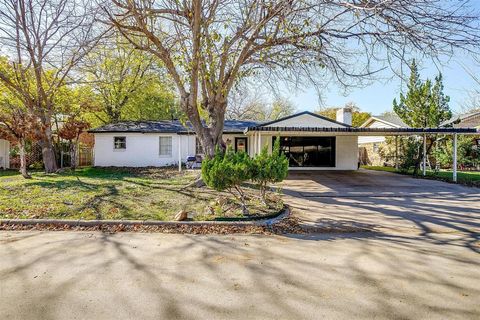 A home in Saginaw