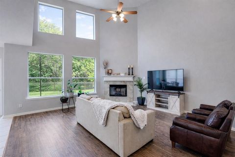 Photo of 330 Kirby Drive, Argyle, TX 76226 (MLS # 21235985)