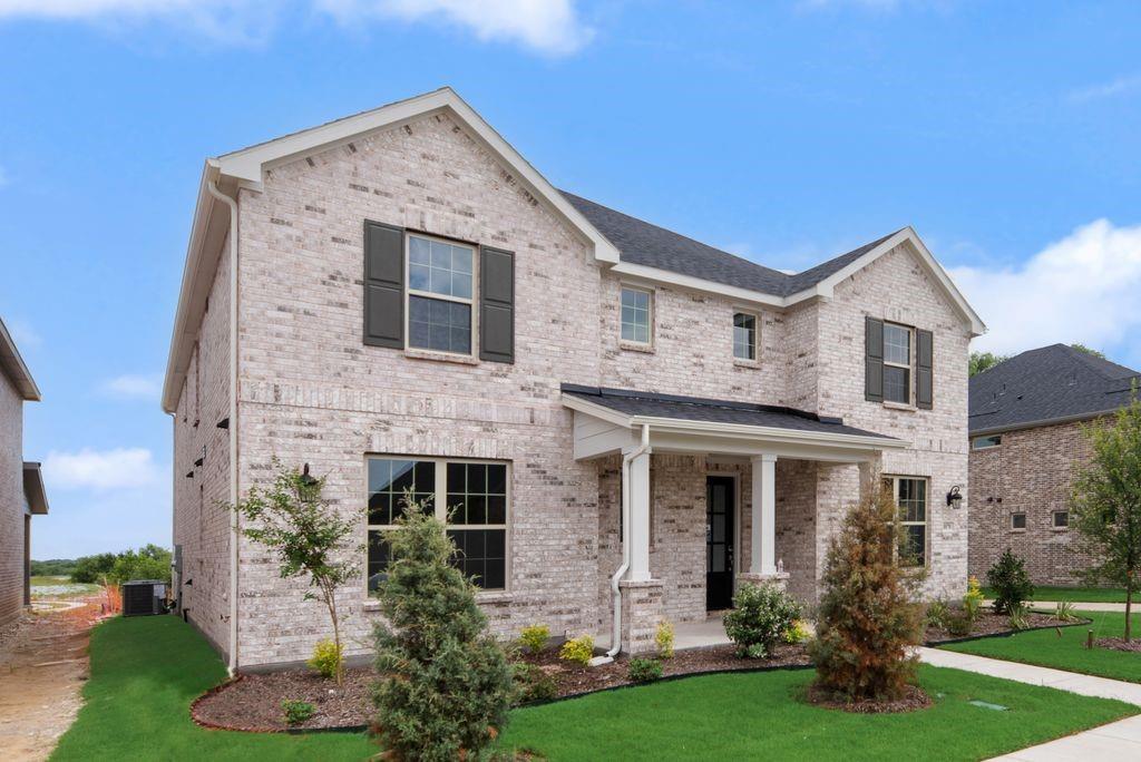 1070 Birdie Street