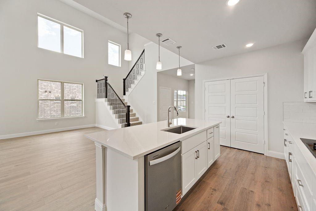 1070 Birdie Street