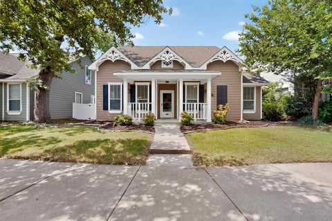 Photo of 10214 Lakeview Drive, Providence Village, TX 76227 (MLS # 21395823)