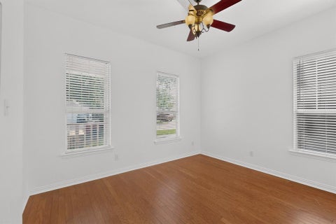 Tiny photo for 10214 Lakeview Drive, Providence Village, TX 76227 (MLS # 21395823)
