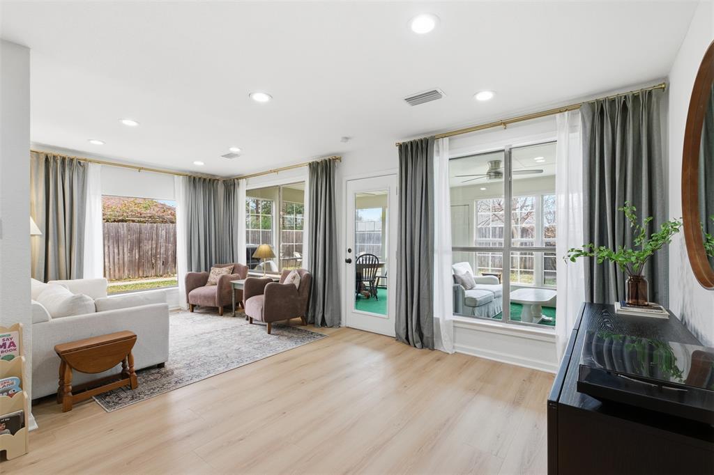 Sandy Oaks - Residential