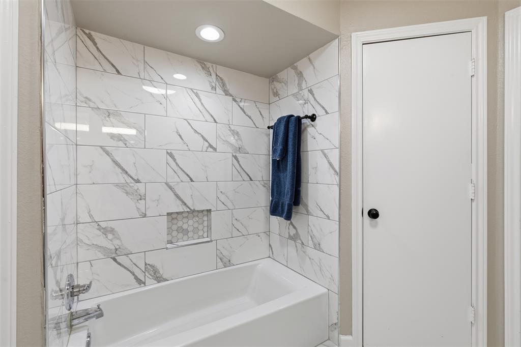 Sandy Oaks - Residential