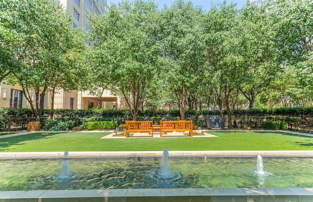 Ritz-Carlton Residences 1 - Residential