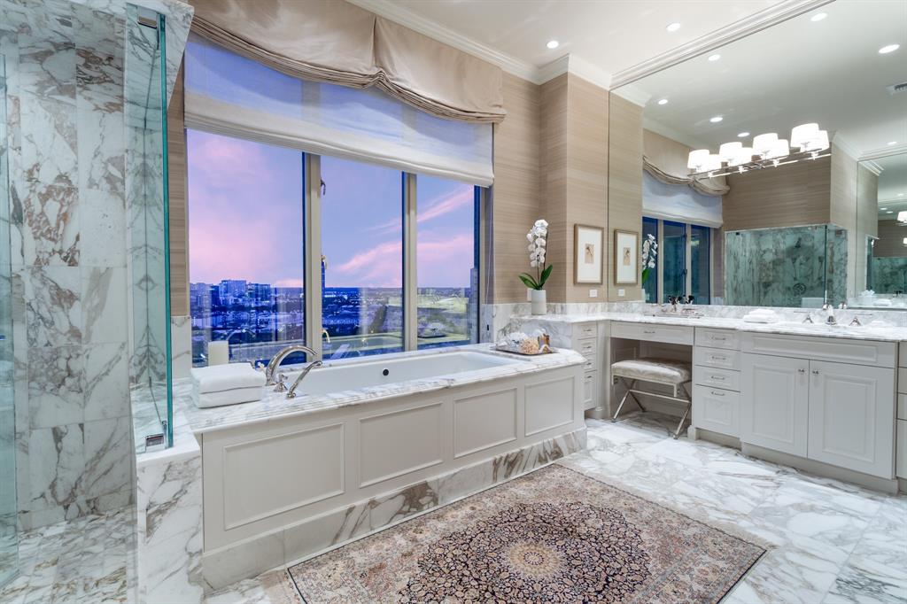 Ritz-Carlton Residences 1 - Residential