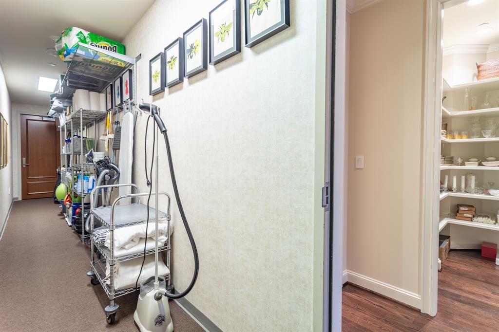 Ritz-Carlton Residences 1 - Residential