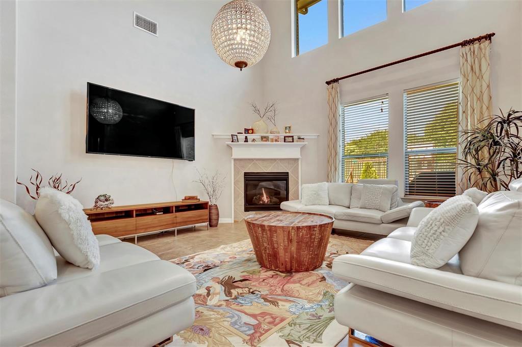 2604 Golfview Drive