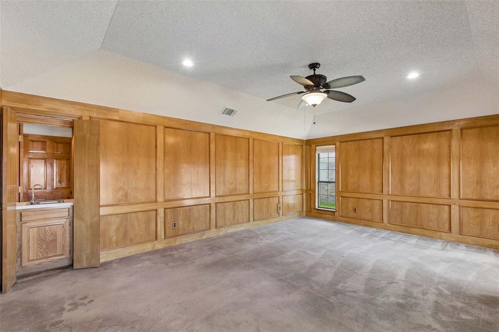 2924 Cambridgeshire Drive