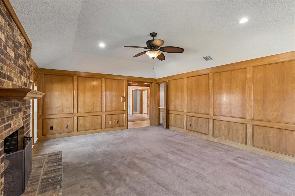 2924 Cambridgeshire Drive