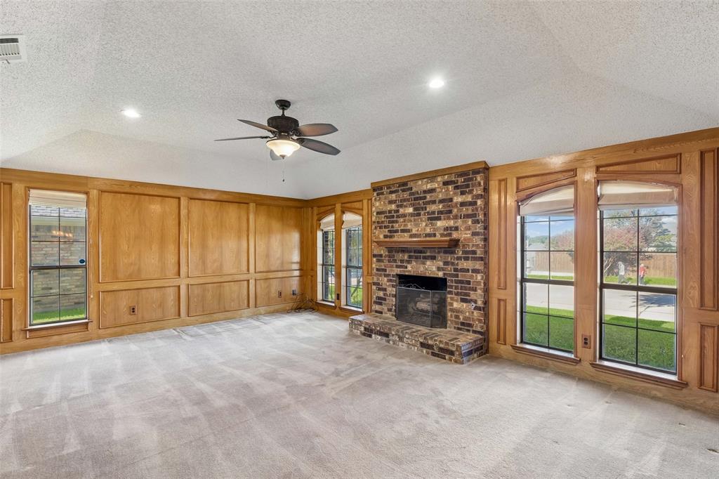 2924 Cambridgeshire Drive