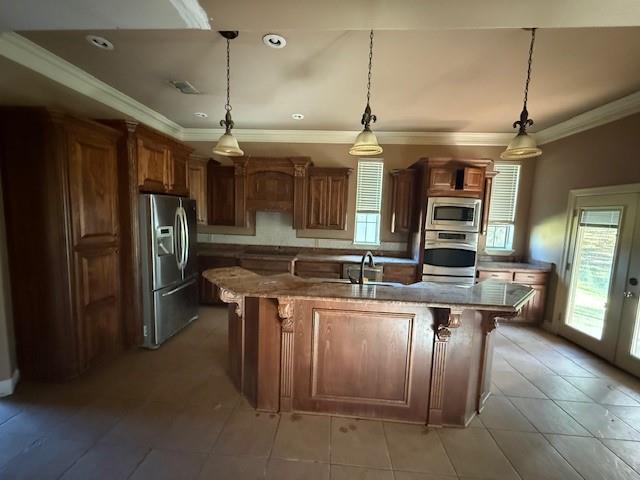 121 Honeysuckle Drive