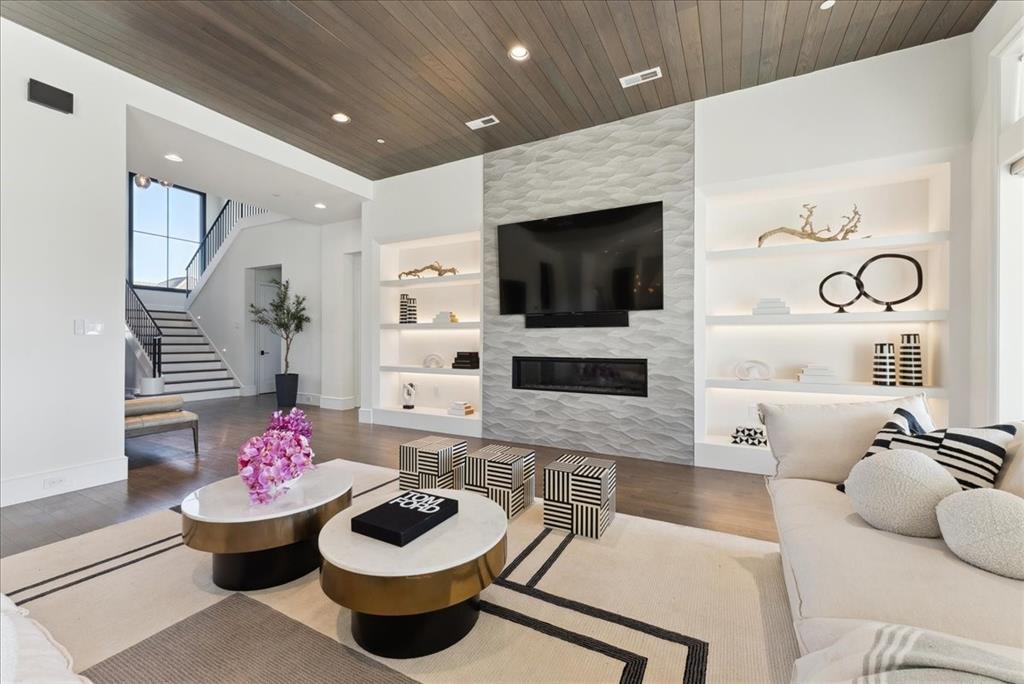 1685 Courtland Drive