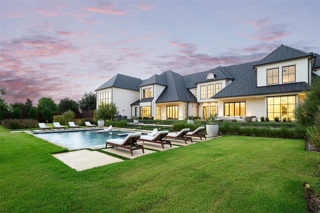 5216 Palomar Lane
